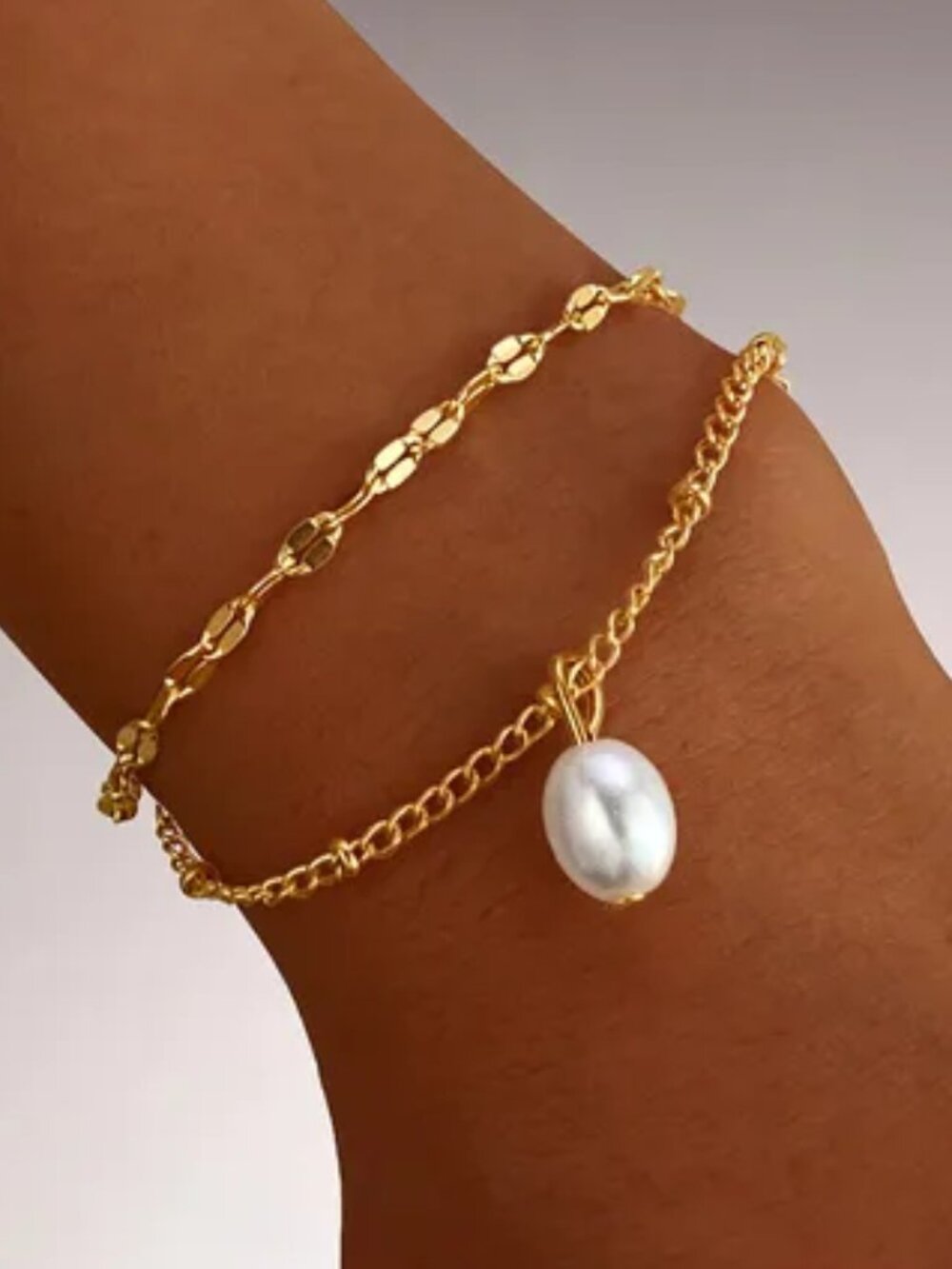 Double Layer Gold Chain Bracelet with Imitation Pearl Charm & Adjustable Fit